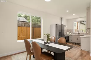 8639 N Fox St, Portland, OR 97203 - Photo 8