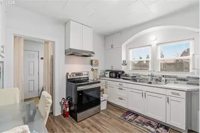 3315 W 18th Ave, Eugene, OR 97402 - Photo 12