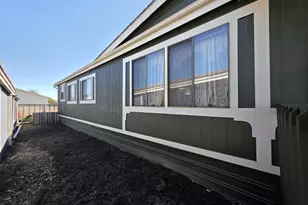1200 E Central Ave, Sutherlin, OR 97479 - Photo 6