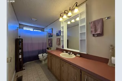 1200 E Central Ave #30, Sutherlin, OR 97479 - Photo 36