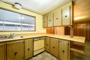 2901 E 2nd St, Newberg, OR 97132 - Photo 16