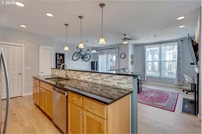 10874 NE Red Wing Way #201, Hillsboro, OR 97006 - Photo 8