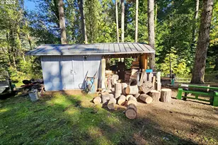 3463 Briarwood Rd, Umpqua, OR 97486 - Photo 26