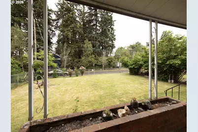 10821 SE Boise St, Portland, OR 97266 - Photo 4