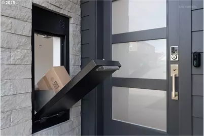 2407 E 6th St, Vancouver, WA 98661 - Photo 4