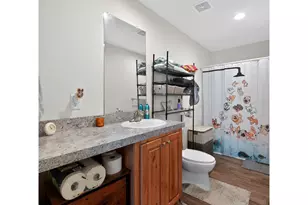 826 SW Cherry St, Willamina, OR 97396 - Photo 20