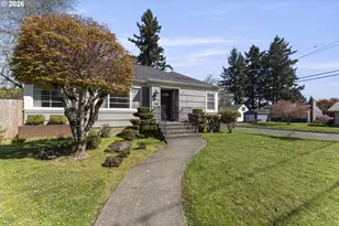 3635 NE Going St, Portland, OR 97211 - Photo 2