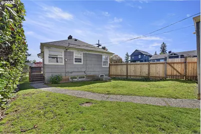 3635 NE Going St, Portland, OR 97211 - Photo 32