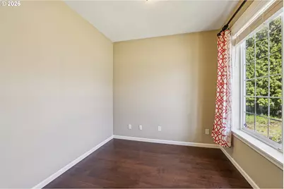 2117 SE Cochran Dr, Gresham, OR 97080 - Photo 10