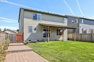 2117 SE Cochran Dr, Gresham, OR 97080 - Photo 46