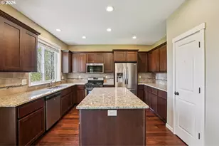 2117 SE Cochran Dr, Gresham, OR 97080 - Photo 20