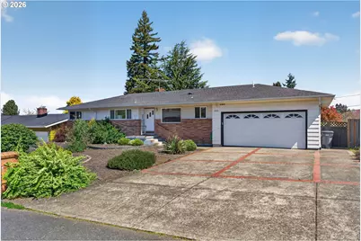 3332 NE 132nd Ave, Portland, OR 97230 - Photo 2