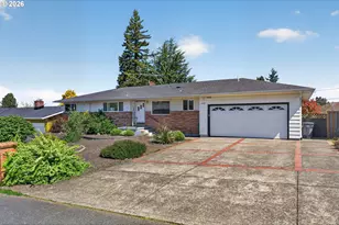 3332 NE 132nd Ave, Portland, OR 97230 - Photo 2