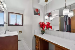 3332 NE 132nd Ave, Portland, OR 97230 - Photo 18