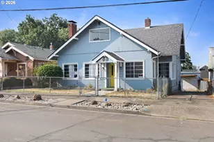 523 SE Rice Ave, Roseburg, OR 97470 - Photo 2