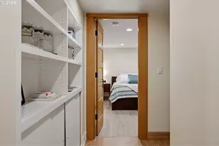 1734 NE Halsey St, Portland, OR 97232 - Photo 30