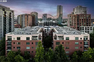 820 NW 12th Ave, Portland, OR 97209 - Photo 38