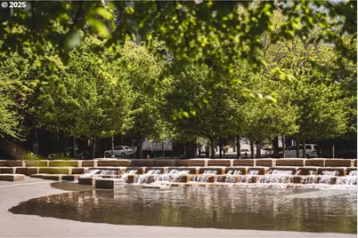 820 NW 12th Ave #110, Portland, OR 97209 - Photo 46