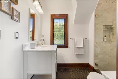 1495 SW Clifton St, Portland, OR 97201 - Photo 32