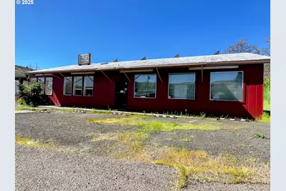 99 3rd St, Maupin, OR 97037 - Photo 2