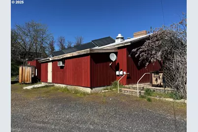 99 3rd St, Maupin, OR 97037 - Photo 4