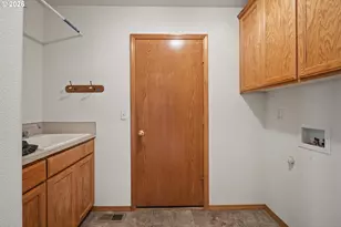 33114 SW JP W Rd, Scappoose, OR 97056 - Photo 16