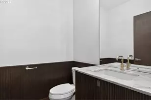 21 D Ave, Lake Oswego, OR 97034 - Photo 26