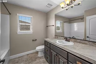 3042 NW Parkhurst Terrace, Portland, OR 97229 - Photo 38