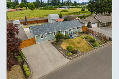 723 Maple St, Dayton, OR 97114 - Photo 42