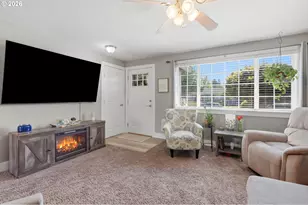 723 Maple St, Dayton, OR 97114 - Photo 12