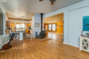 6776 SW Buckskin Ln, Terrebonne, OR 97760 - Photo 6