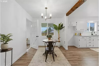 132 Green Acres Dr, Castle Rock, WA 98611 - Photo 10