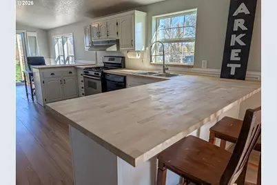 1670 Palmer St, Elgin, OR 97827 - Photo 14