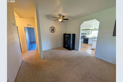 1670 Palmer St, Elgin, OR 97827 - Photo 12