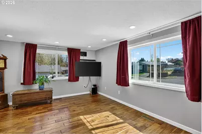 4177 SE 12th St, Gresham, OR 97080 - Photo 12