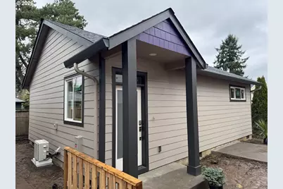 6235 SE Knapp St #B, Portland, OR 97206 - Photo 1