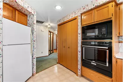 100 NW 95th Cir, Vancouver, WA 98660 - Photo 16