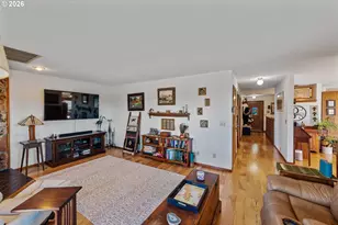 770 Prefontaine Dr, Coos Bay, OR 97420 - Photo 8