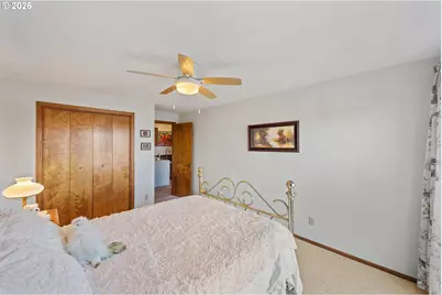 770 Prefontaine Dr, Coos Bay, OR 97420 - Photo 30