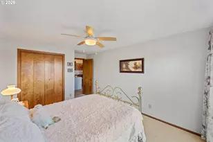 770 Prefontaine Dr, Coos Bay, OR 97420 - Photo 30