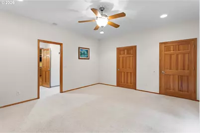 9920 SE Bull Run Rd, Portland, OR 97019 - Photo 34