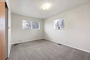 790 E 32nd Ave, Eugene, OR 97405 - Photo 30