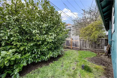 790 E 32nd Ave, Eugene, OR 97405 - Photo 40