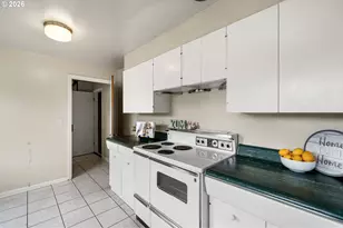 790 E 32nd Ave, Eugene, OR 97405 - Photo 14