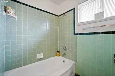 790 E 32nd Ave, Eugene, OR 97405 - Photo 26