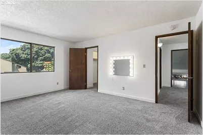 224 N Hayden Bay Dr, Portland, OR 97217 - Photo 26