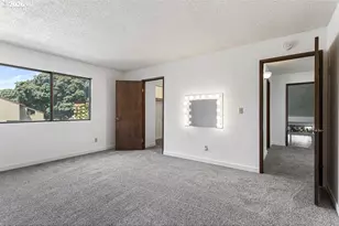224 N Hayden Bay Dr, Portland, OR 97217 - Photo 26