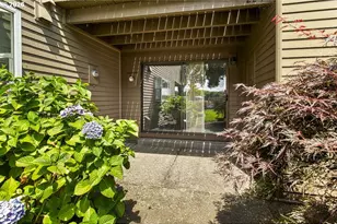 224 N Hayden Bay Dr, Portland, OR 97217 - Photo 34