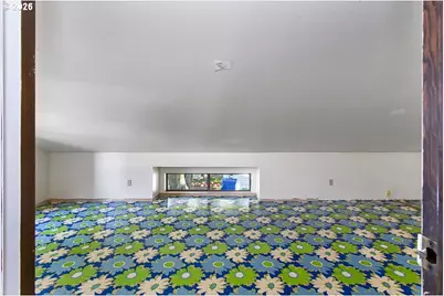 224 N Hayden Bay Dr, Portland, OR 97217 - Photo 32