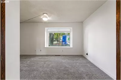 224 N Hayden Bay Dr, Portland, OR 97217 - Photo 16
